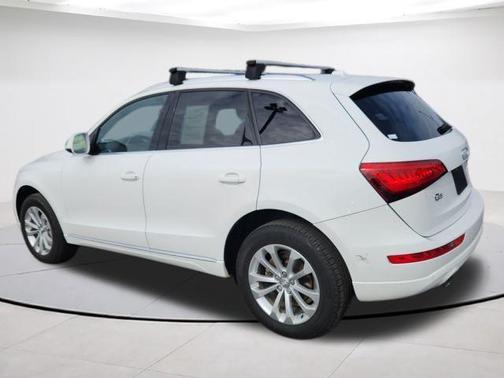 Ibis White 2013 Audi Q5 2.0T Premium Plus