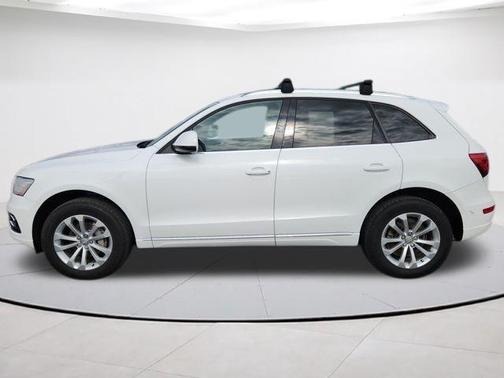 Ibis White 2013 Audi Q5 2.0T Premium Plus