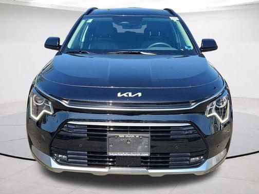 Aurora Black Pearl 2025 Kia Niro SX