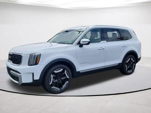 Glacial White Pearl 2023 Kia Telluride EX