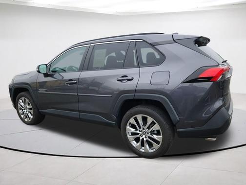 Magnetic Gray Metallic 2021 Toyota RAV4 XLE Premium