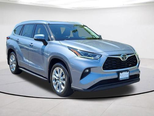 Light Blue 2021 Toyota Highlander Limited