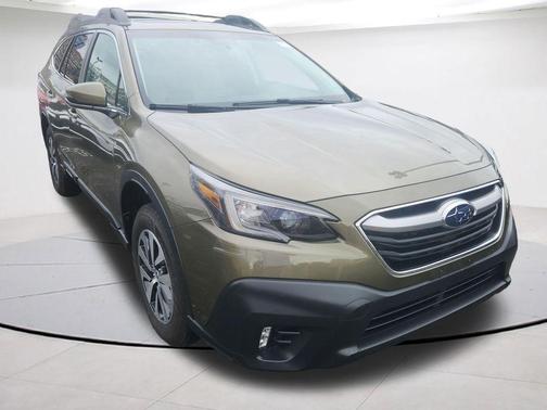 Autumn Green Metallic 2022 Subaru Outback Premium