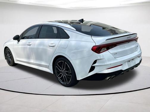 Glacial White Pearl 2024 Kia K5 GT