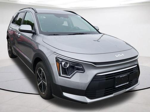 Steel Gray 2023 Kia Niro LX