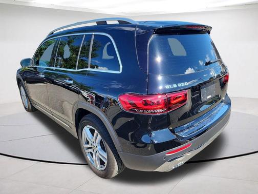 Cosmos Black Metallic 2023 Mercedes-Benz GLB 250 Base 4MATIC