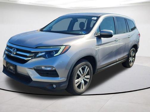 Lunar Silver Metallic 2017 Honda Pilot EX-L