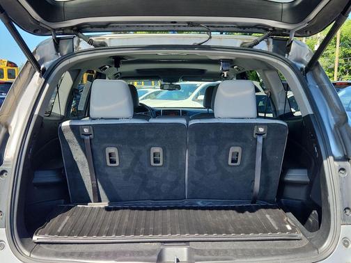 Lunar Silver Metallic 2017 Honda Pilot EX-L