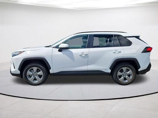 Ice 2024 Toyota RAV4 Hybrid XLE