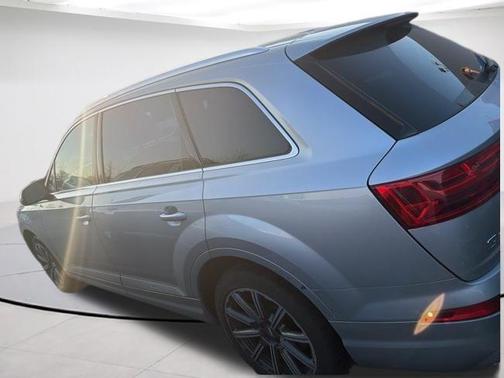 2017 Audi Q7 3.0T Premium Plus