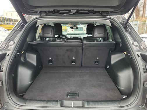 Granite Crystal Clearcoat Metallic 2019 Jeep Cherokee Latitude Plus