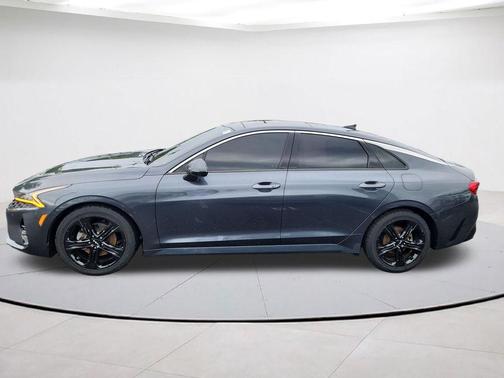Gravity Gray 2022 Kia K5 EX