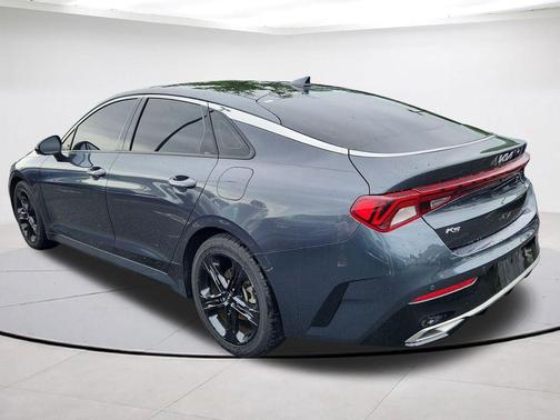 Gravity Gray 2022 Kia K5 EX