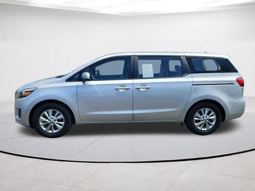 Bright Silver Metallic 2016 Kia Sedona L