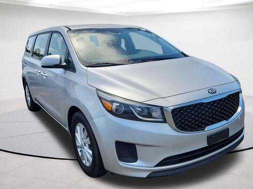 Bright Silver Metallic 2016 Kia Sedona L