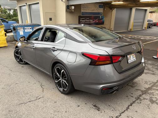 2023 Nissan Altima SR FWD
