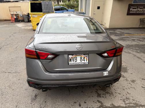 2023 Nissan Altima SR FWD