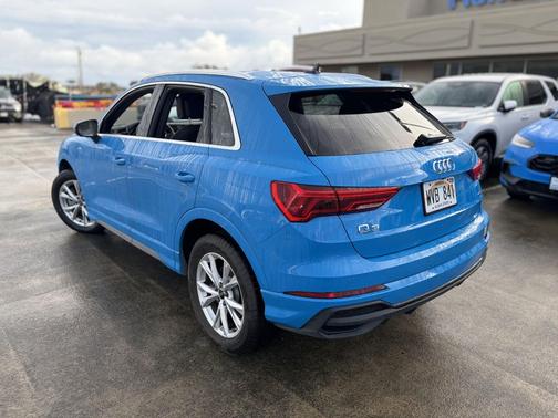 2023 Audi Q3 Premium 45 TFSI S line quattro Tiptronic