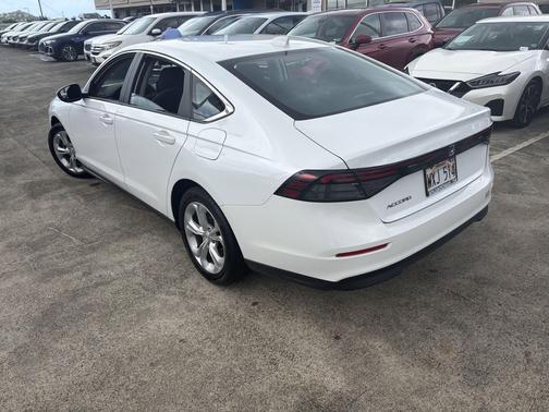 Platinum White Pearl 2023 Honda Accord LX 1.5T