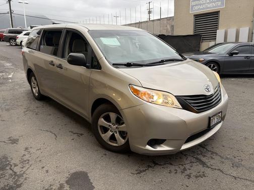 2017 Toyota Sienna SE