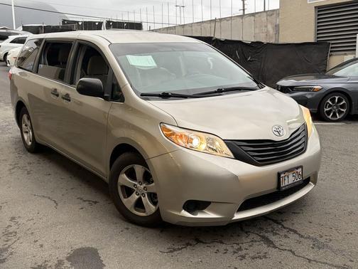 2017 Toyota Sienna SE