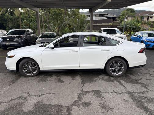 Platinum White Pearl 2023 Honda Accord Hybrid EX-L
