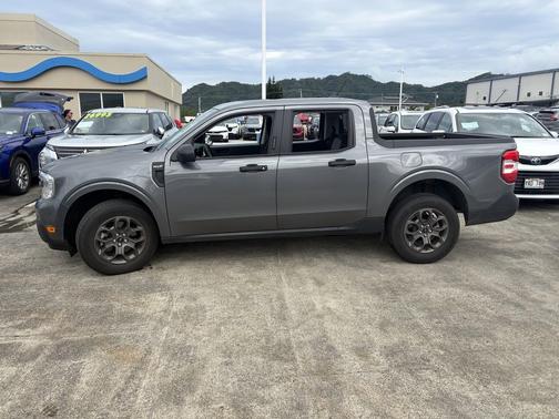 Carbonized Gray Metallic 2023 Ford Maverick XLT