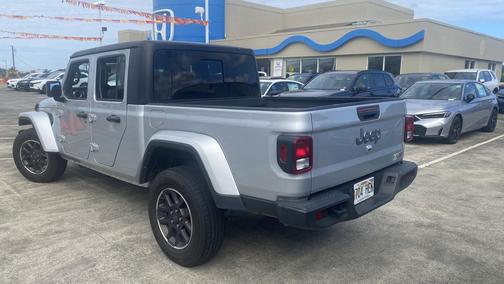 2023 Jeep Gladiator Overland