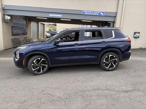 2024 Mitsubishi Outlander SE 2.5 2WD