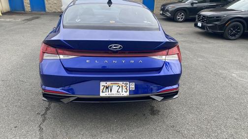 2022 Hyundai ELANTRA SEL
