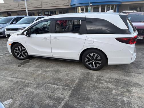 Platinum White Pearl 2025 Honda Odyssey EX-L