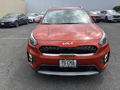Solar Orange 2022 Kia Niro LXS