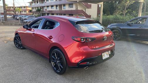 2022 Mazda Mazda3 FWD w/Premium Package