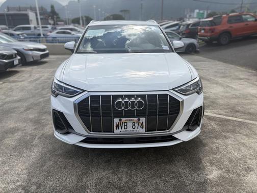 2023 Audi Q3 Premium 45 TFSI S line quattro Tiptronic