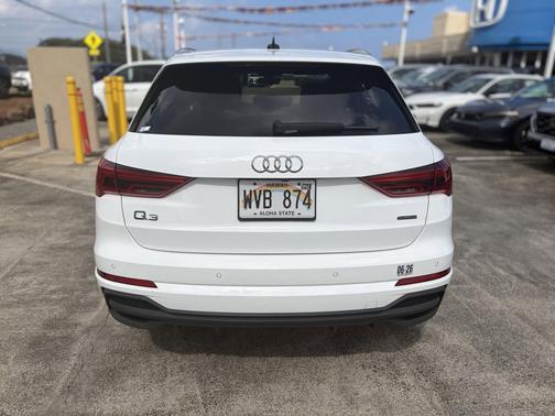 2023 Audi Q3 Premium 45 TFSI S line quattro Tiptronic