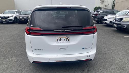 2022 Chrysler Pacifica Hybrid Limited