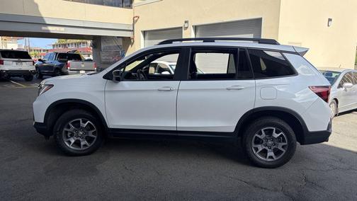 2023 Honda Passport AWD TrailSport