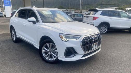 2023 Audi Q3 Premium 45 TFSI S line quattro Tiptronic