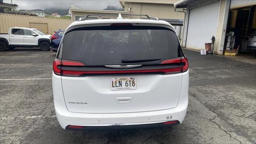 2021 Chrysler Pacifica Touring L