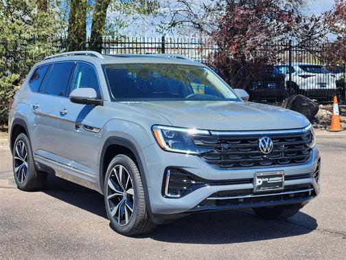2025 Volkswagen Atlas 2.0T SEL Premium R-Line