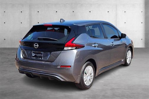 2024 Nissan Leaf S
