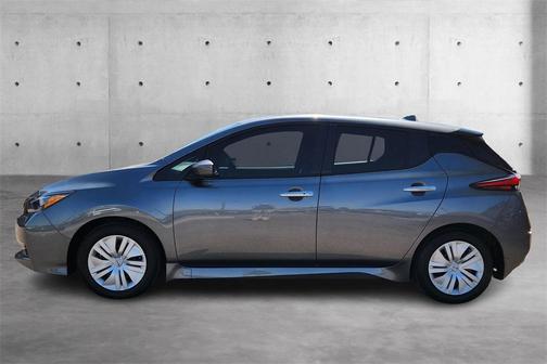 2024 Nissan Leaf S