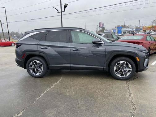 Gray 2025 Hyundai TUCSON SEL Convenience