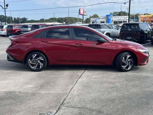 Red 2025 Hyundai ELANTRA SEL Sport