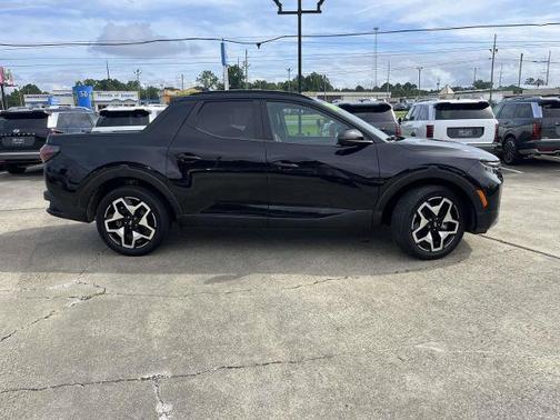 Black 2022 Hyundai SANTA CRUZ Limited