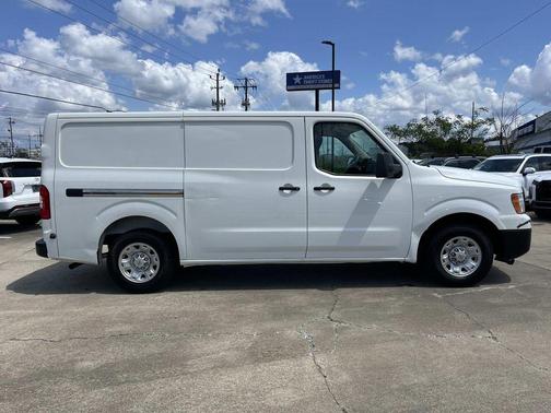 2021 Nissan NV Cargo NV2500 HD SV V6/SV V8