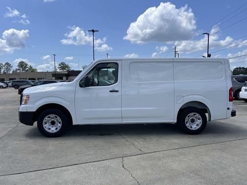 2021 Nissan NV Cargo NV2500 HD SV V6/SV V8