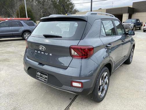 2025 Hyundai VENUE Limited