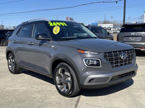 2025 Hyundai VENUE Limited