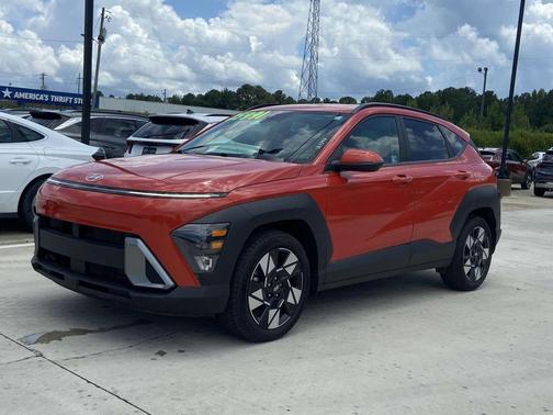 2024 Hyundai KONA SEL